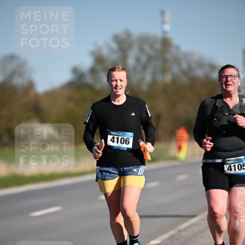 06.04.2025 - 44. Internationalen Wilhelmsburger Insellauf Dr. Thomas Lammeyer http://msf.ph/oto/7567930 06.04.2025 09:47:07 Laufen 4106, 4105 meine-sportfotos.de