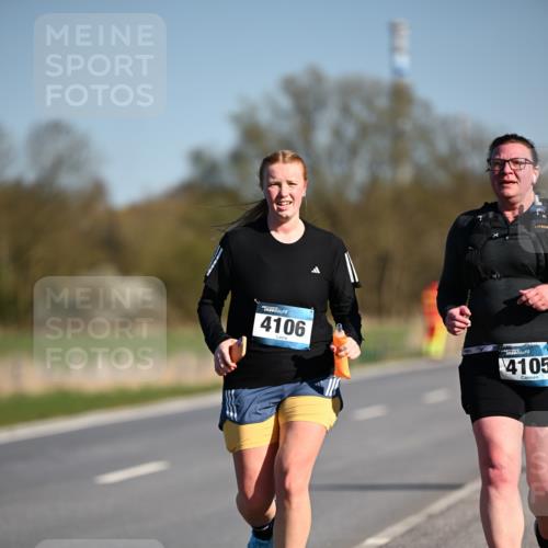 06.04.2025 - 44. Internationalen Wilhelmsburger Insellauf Dr. Thomas Lammeyer http://msf.ph/oto/7567934 06.04.2025 09:47:07 Laufen 4106, 4105 meine-sportfotos.de