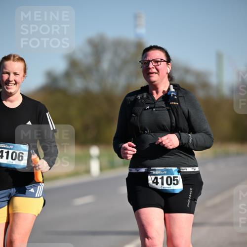 06.04.2025 - 44. Internationalen Wilhelmsburger Insellauf Dr. Thomas Lammeyer http://msf.ph/oto/7567949 06.04.2025 09:47:09 Laufen 4106, 4105 meine-sportfotos.de