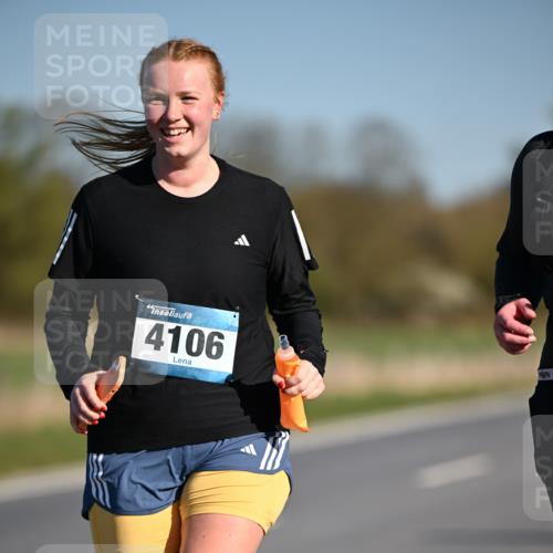 06.04.2025 - 44. Internationalen Wilhelmsburger Insellauf Dr. Thomas Lammeyer http://msf.ph/oto/7567974 06.04.2025 09:47:10 Laufen 4106 meine-sportfotos.de