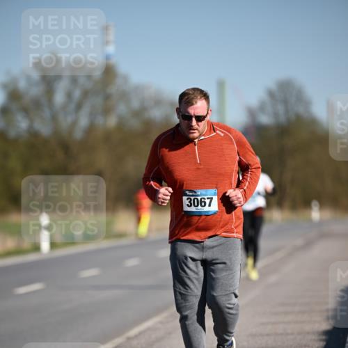 06.04.2025 - 44. Internationalen Wilhelmsburger Insellauf Dr. Thomas Lammeyer http://msf.ph/oto/7567998 06.04.2025 09:47:13 Laufen 3067 meine-sportfotos.de