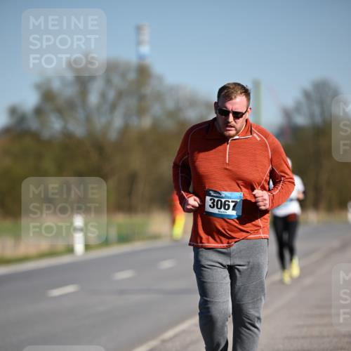 06.04.2025 - 44. Internationalen Wilhelmsburger Insellauf Dr. Thomas Lammeyer http://msf.ph/oto/7568009 06.04.2025 09:47:13 Laufen 3067 meine-sportfotos.de