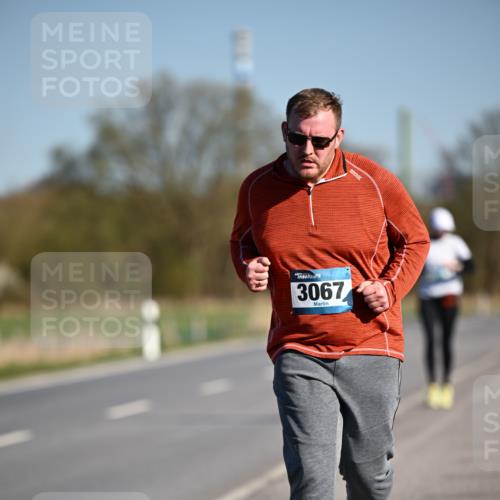 06.04.2025 - 44. Internationalen Wilhelmsburger Insellauf Dr. Thomas Lammeyer http://msf.ph/oto/7568036 06.04.2025 09:47:14 Laufen 3067 meine-sportfotos.de
