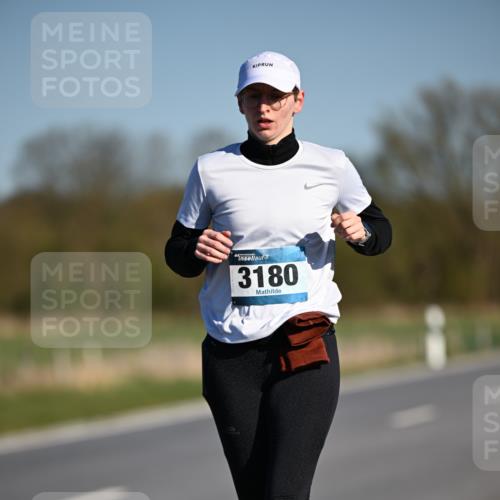06.04.2025 - 44. Internationalen Wilhelmsburger Insellauf Dr. Thomas Lammeyer http://msf.ph/oto/7568093 06.04.2025 09:47:26 Laufen 3180 meine-sportfotos.de