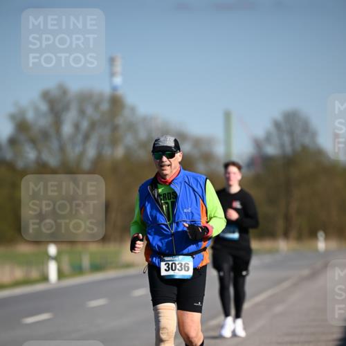 06.04.2025 - 44. Internationalen Wilhelmsburger Insellauf Dr. Thomas Lammeyer http://msf.ph/oto/7568119 06.04.2025 09:48:18 Laufen 3036 meine-sportfotos.de