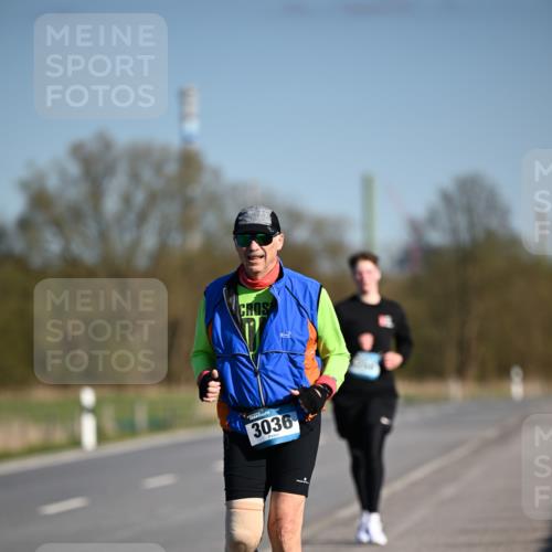 06.04.2025 - 44. Internationalen Wilhelmsburger Insellauf Dr. Thomas Lammeyer http://msf.ph/oto/7568128 06.04.2025 09:48:18 Laufen 3036 meine-sportfotos.de