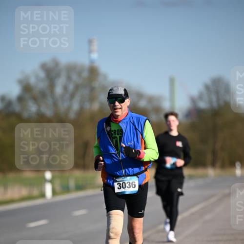 06.04.2025 - 44. Internationalen Wilhelmsburger Insellauf Dr. Thomas Lammeyer http://msf.ph/oto/7568132 06.04.2025 09:48:19 Laufen 3036 meine-sportfotos.de
