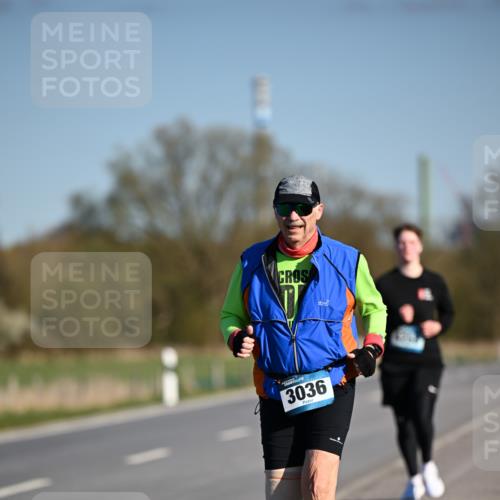 06.04.2025 - 44. Internationalen Wilhelmsburger Insellauf Dr. Thomas Lammeyer http://msf.ph/oto/7568137 06.04.2025 09:48:19 Laufen 3036 meine-sportfotos.de