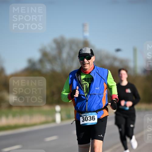 06.04.2025 - 44. Internationalen Wilhelmsburger Insellauf Dr. Thomas Lammeyer http://msf.ph/oto/7568154 06.04.2025 09:48:20 Laufen 3036 meine-sportfotos.de