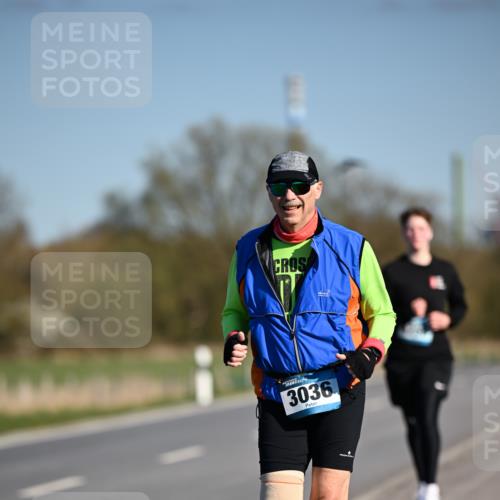 06.04.2025 - 44. Internationalen Wilhelmsburger Insellauf Dr. Thomas Lammeyer http://msf.ph/oto/7568158 06.04.2025 09:48:20 Laufen 3036 meine-sportfotos.de