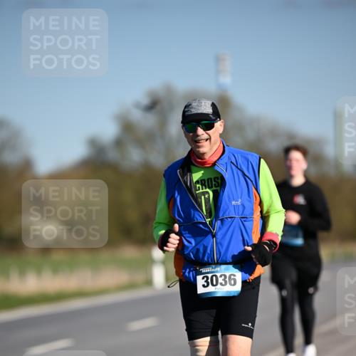 06.04.2025 - 44. Internationalen Wilhelmsburger Insellauf Dr. Thomas Lammeyer http://msf.ph/oto/7568167 06.04.2025 09:48:20 Laufen 3036 meine-sportfotos.de