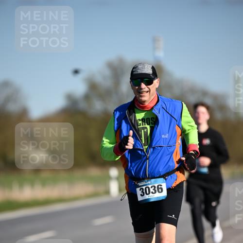 06.04.2025 - 44. Internationalen Wilhelmsburger Insellauf Dr. Thomas Lammeyer http://msf.ph/oto/7568171 06.04.2025 09:48:21 Laufen 3036 meine-sportfotos.de