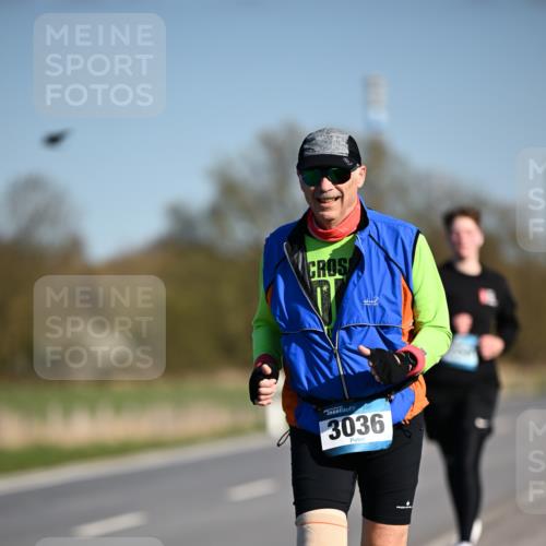 06.04.2025 - 44. Internationalen Wilhelmsburger Insellauf Dr. Thomas Lammeyer http://msf.ph/oto/7568177 06.04.2025 09:48:21 Laufen 3036 meine-sportfotos.de