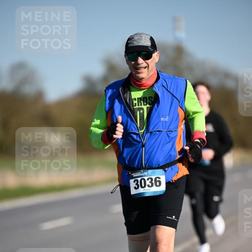 06.04.2025 - 44. Internationalen Wilhelmsburger Insellauf Dr. Thomas Lammeyer http://msf.ph/oto/7568191 06.04.2025 09:48:21 Laufen 3036 meine-sportfotos.de