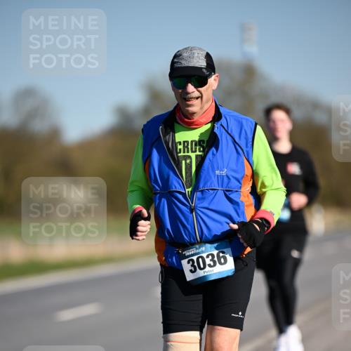 06.04.2025 - 44. Internationalen Wilhelmsburger Insellauf Dr. Thomas Lammeyer http://msf.ph/oto/7568194 06.04.2025 09:48:21 Laufen 3036 meine-sportfotos.de