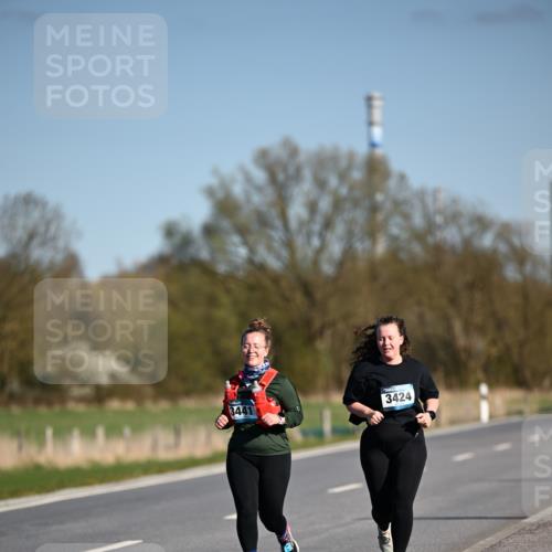 06.04.2025 - 44. Internationalen Wilhelmsburger Insellauf Dr. Thomas Lammeyer http://msf.ph/oto/7568324 06.04.2025 09:49:24 Laufen 3441, 3424 meine-sportfotos.de