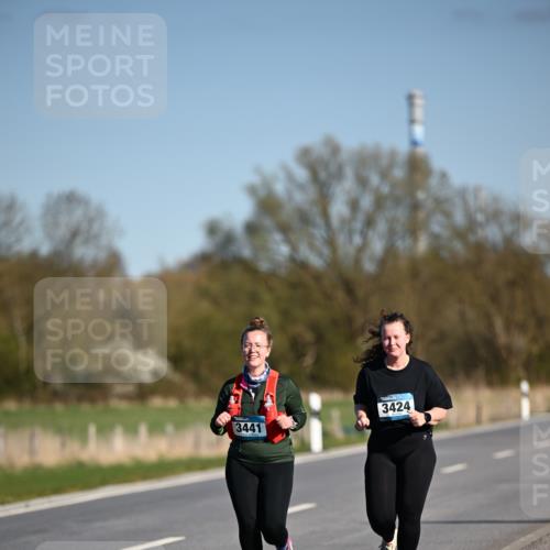 06.04.2025 - 44. Internationalen Wilhelmsburger Insellauf Dr. Thomas Lammeyer http://msf.ph/oto/7568346 06.04.2025 09:49:25 Laufen 3441, 3424 meine-sportfotos.de