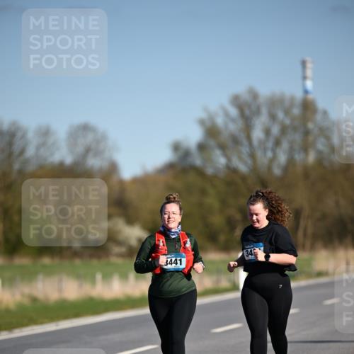 06.04.2025 - 44. Internationalen Wilhelmsburger Insellauf Dr. Thomas Lammeyer http://msf.ph/oto/7568372 06.04.2025 09:49:25 Laufen 34, 3441 meine-sportfotos.de