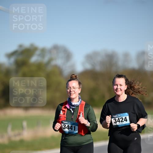 06.04.2025 - 44. Internationalen Wilhelmsburger Insellauf Dr. Thomas Lammeyer http://msf.ph/oto/7568466 06.04.2025 09:49:29 Laufen 3441, 3424 meine-sportfotos.de