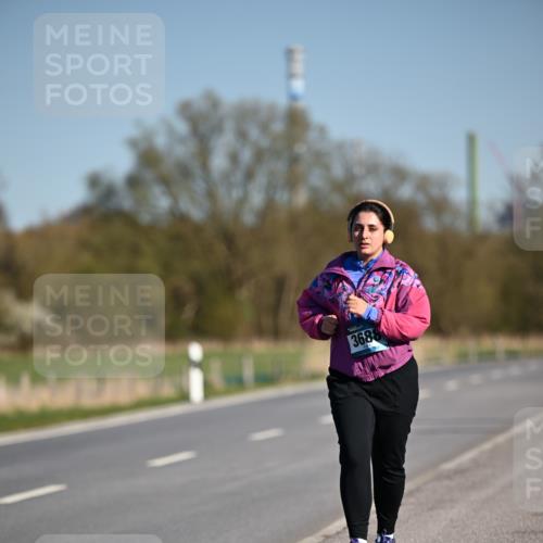06.04.2025 - 44. Internationalen Wilhelmsburger Insellauf Dr. Thomas Lammeyer http://msf.ph/oto/7568550 06.04.2025 09:49:38 Laufen 3688 meine-sportfotos.de