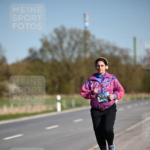 06.04.2025 - 44. Internationalen Wilhelmsburger Insellauf Dr. Thomas Lammeyer http://msf.ph/oto/7568558 06.04.2025 09:49:38 Laufen 3688 meine-sportfotos.de