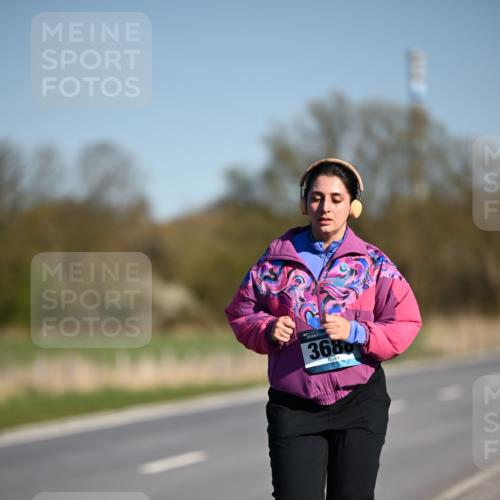 06.04.2025 - 44. Internationalen Wilhelmsburger Insellauf Dr. Thomas Lammeyer http://msf.ph/oto/7568628 06.04.2025 09:49:40 Laufen 3686 meine-sportfotos.de