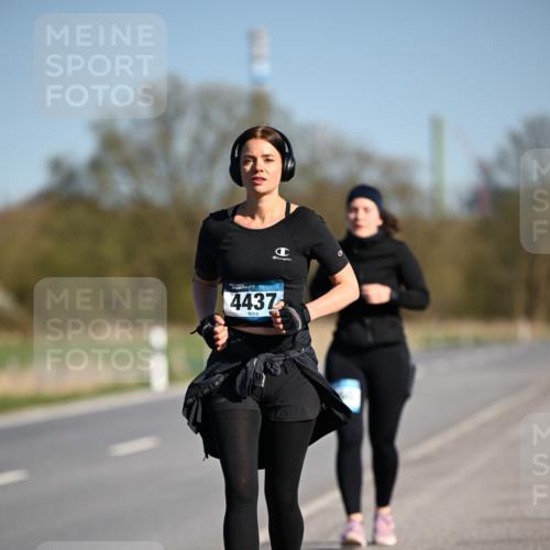 06.04.2025 - 44. Internationalen Wilhelmsburger Insellauf Dr. Thomas Lammeyer http://msf.ph/oto/7568635 06.04.2025 09:49:55 Laufen 4437 meine-sportfotos.de