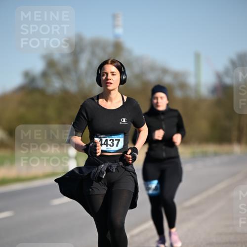 06.04.2025 - 44. Internationalen Wilhelmsburger Insellauf Dr. Thomas Lammeyer http://msf.ph/oto/7568643 06.04.2025 09:49:55 Laufen 1437 meine-sportfotos.de