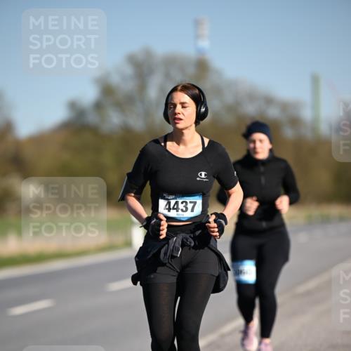 06.04.2025 - 44. Internationalen Wilhelmsburger Insellauf Dr. Thomas Lammeyer http://msf.ph/oto/7568650 06.04.2025 09:49:55 Laufen 4437 meine-sportfotos.de