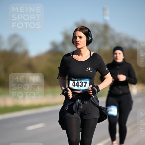06.04.2025 - 44. Internationalen Wilhelmsburger Insellauf Dr. Thomas Lammeyer http://msf.ph/oto/7568672 06.04.2025 09:49:56 Laufen 4437 meine-sportfotos.de