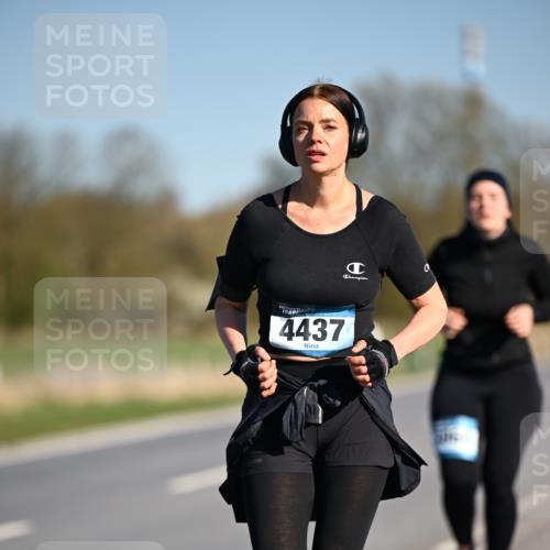 06.04.2025 - 44. Internationalen Wilhelmsburger Insellauf Dr. Thomas Lammeyer http://msf.ph/oto/7568690 06.04.2025 09:49:57 Laufen 4437 meine-sportfotos.de