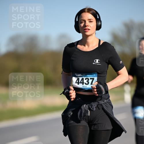 06.04.2025 - 44. Internationalen Wilhelmsburger Insellauf Dr. Thomas Lammeyer http://msf.ph/oto/7568711 06.04.2025 09:49:58 Laufen 0, 4437 meine-sportfotos.de
