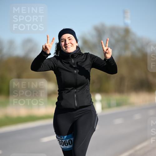 06.04.2025 - 44. Internationalen Wilhelmsburger Insellauf Dr. Thomas Lammeyer http://msf.ph/oto/7568729 06.04.2025 09:49:59 Laufen 3060 meine-sportfotos.de