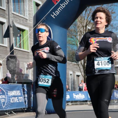 06.04.2025 - 44. Internationalen Wilhelmsburger Insellauf A. Gomolzig http://msf.ph/oto/7571859 06.04.2025 10:45:29 Ziel 3052, 3218, 3678, 3956, 4100, 4301, 4448, 4565 meine-sportfotos.de