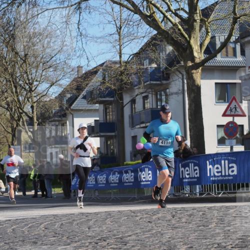 06.04.2025 - 44. Internationalen Wilhelmsburger Insellauf Luisa Fischer http://msf.ph/oto/7572018 06.04.2025 10:41:04 Ziel 4111 meine-sportfotos.de