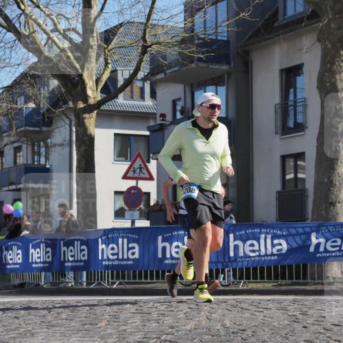 06.04.2025 - 44. Internationalen Wilhelmsburger Insellauf Luisa Fischer http://msf.ph/oto/7572287 06.04.2025 10:41:14 Ziel 3208 meine-sportfotos.de