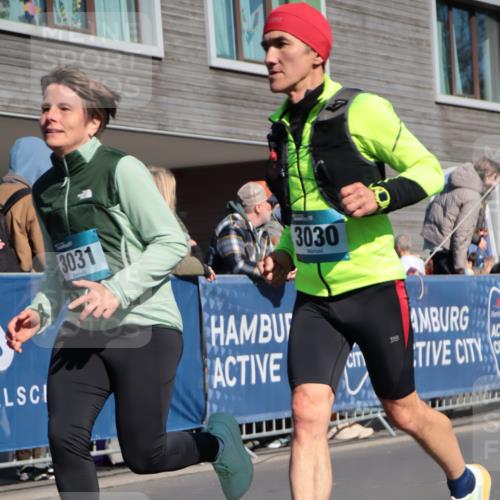06.04.2025 - 44. Internationalen Wilhelmsburger Insellauf A. Gomolzig http://msf.ph/oto/7572304 06.04.2025 10:44:31 Ziel 3030, 3031, 3279, 3518, 3982, 4025, 4304, 4371, 4372, 4405, 4549, 5087, 5088 meine-sportfotos.de