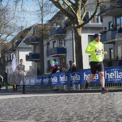 06.04.2025 - 44. Internationalen Wilhelmsburger Insellauf Luisa Fischer http://msf.ph/oto/7572346 06.04.2025 10:41:16 Ziel 13, 4078, 3960 meine-sportfotos.de