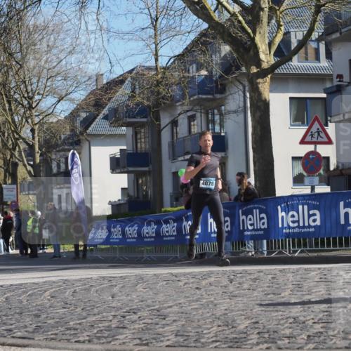06.04.2025 - 44. Internationalen Wilhelmsburger Insellauf Luisa Fischer http://msf.ph/oto/7572438 06.04.2025 10:41:18 Ziel 4078 meine-sportfotos.de