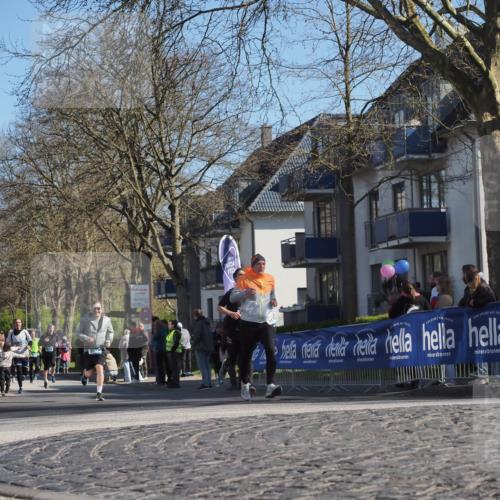 06.04.2025 - 44. Internationalen Wilhelmsburger Insellauf Luisa Fischer http://msf.ph/oto/7572537 06.04.2025 10:41:21 Ziel 3979, 1853 meine-sportfotos.de