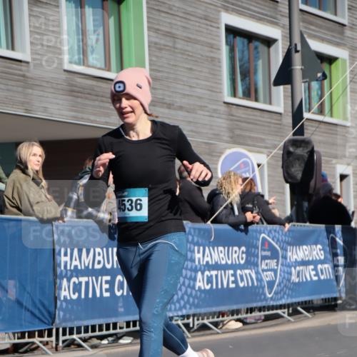 06.04.2025 - 44. Internationalen Wilhelmsburger Insellauf A. Gomolzig http://msf.ph/oto/7572751 06.04.2025 10:43:40 Ziel 3735, 3924, 4476, 4502, 4536 meine-sportfotos.de