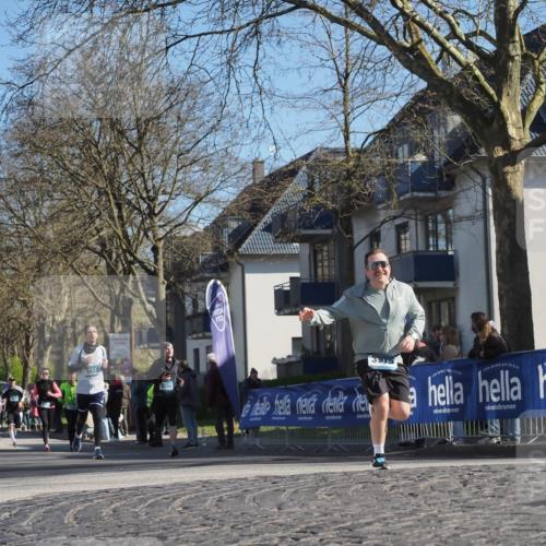 06.04.2025 - 44. Internationalen Wilhelmsburger Insellauf Luisa Fischer http://msf.ph/oto/7572831 06.04.2025 10:41:25 Ziel 3432, 13, 5204 meine-sportfotos.de