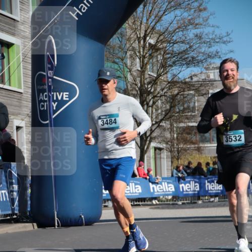 06.04.2025 - 44. Internationalen Wilhelmsburger Insellauf A. Gomolzig http://msf.ph/oto/7572973 06.04.2025 10:43:09 Ziel 3281, 3466, 3484, 3512, 3532, 3743, 3927, 4181, 4613 meine-sportfotos.de