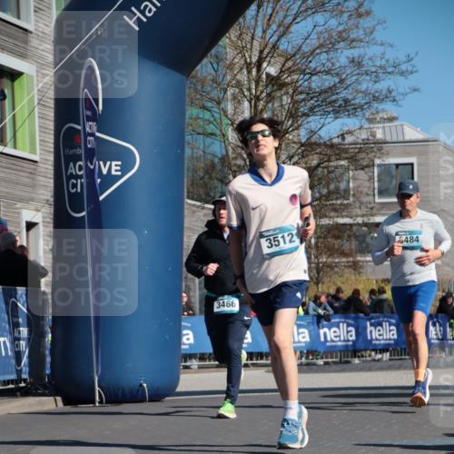 06.04.2025 - 44. Internationalen Wilhelmsburger Insellauf A. Gomolzig http://msf.ph/oto/7573023 06.04.2025 10:43:07 Ziel 3281, 3466, 3484, 3512, 3532, 3743, 3927, 4181, 4613 meine-sportfotos.de