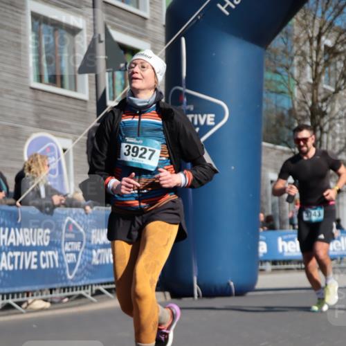 06.04.2025 - 44. Internationalen Wilhelmsburger Insellauf A. Gomolzig http://msf.ph/oto/7573076 06.04.2025 10:43:03 Ziel 3281, 3307, 3466, 3484, 3512, 3743, 3927, 4181, 4613 meine-sportfotos.de