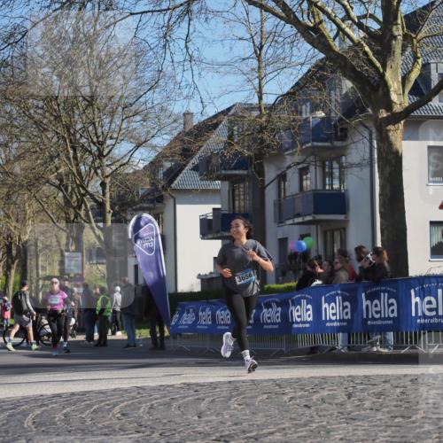 06.04.2025 - 44. Internationalen Wilhelmsburger Insellauf Luisa Fischer http://msf.ph/oto/7573484 06.04.2025 10:41:45 Ziel 3093, 3656 meine-sportfotos.de