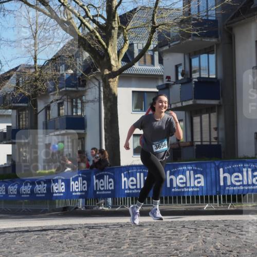 06.04.2025 - 44. Internationalen Wilhelmsburger Insellauf Luisa Fischer http://msf.ph/oto/7573599 06.04.2025 10:41:46 Ziel 3656 meine-sportfotos.de
