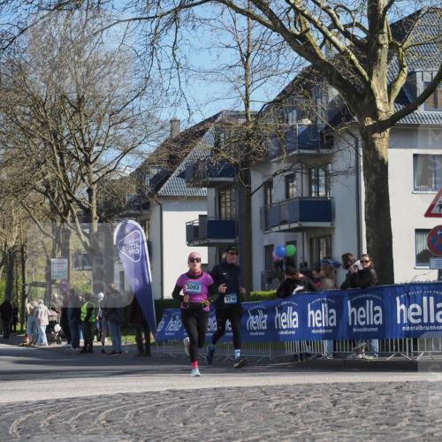06.04.2025 - 44. Internationalen Wilhelmsburger Insellauf Luisa Fischer http://msf.ph/oto/7573665 06.04.2025 10:41:48 Ziel 3093, 3744 meine-sportfotos.de