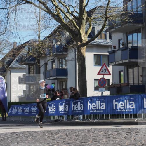 06.04.2025 - 44. Internationalen Wilhelmsburger Insellauf Luisa Fischer http://msf.ph/oto/7573892 06.04.2025 10:41:57 Ziel 4366 meine-sportfotos.de