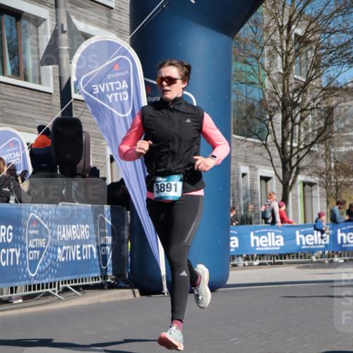 06.04.2025 - 44. Internationalen Wilhelmsburger Insellauf A. Gomolzig http://msf.ph/oto/7573895 06.04.2025 10:41:39 Ziel 3017, 3432, 3446, 3830, 3890, 3891, 4115, 4412, 4607, 5204 meine-sportfotos.de